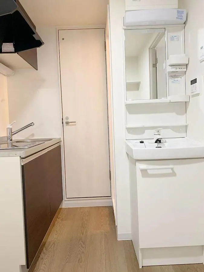 Apartment Ookubo Apartment: Modern Convenience Near Shinjuku Tokyo