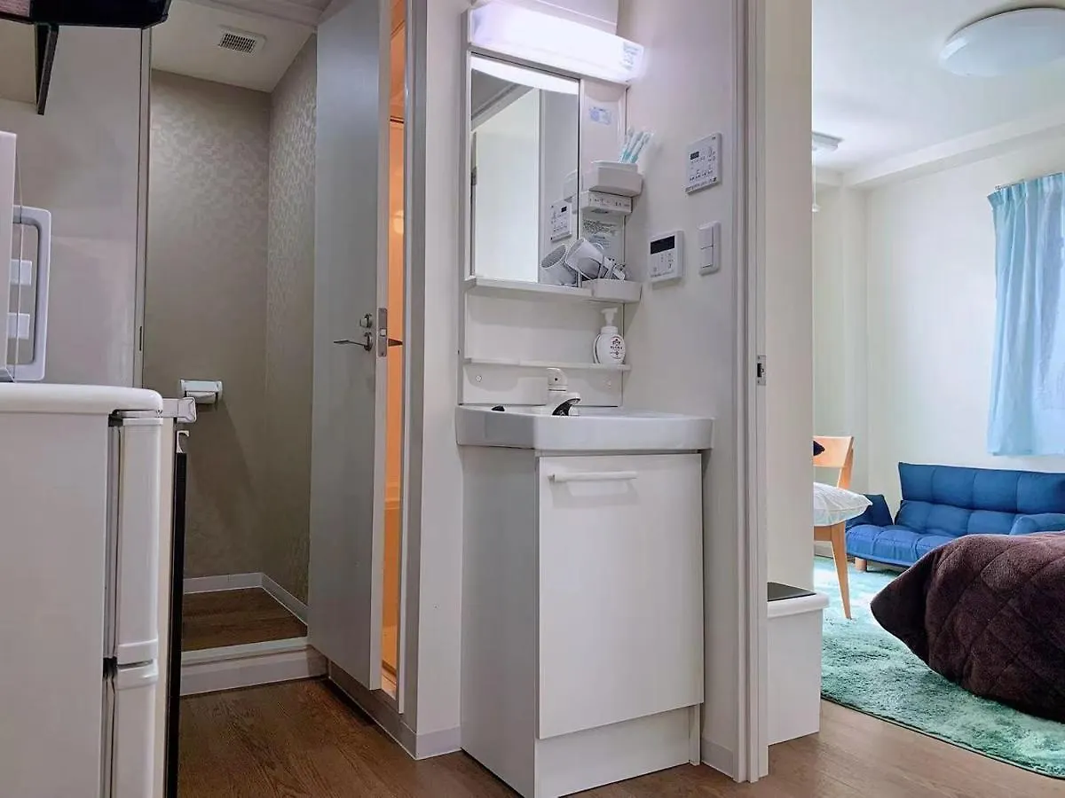 Ookubo Apartment: Modern Convenience Near Shinjuku Tokyo 0*,